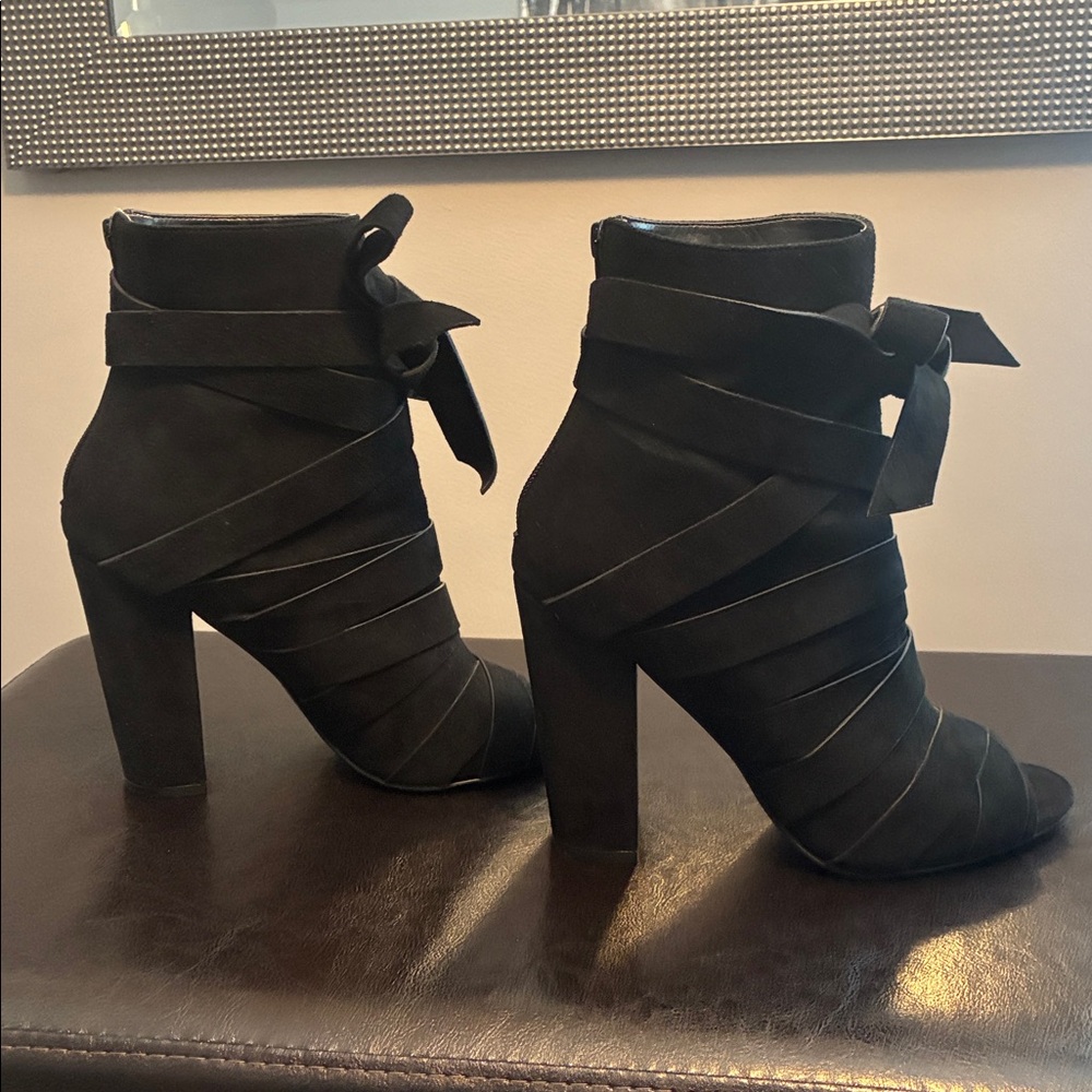 Elegant Black Ankle Heeled Boots